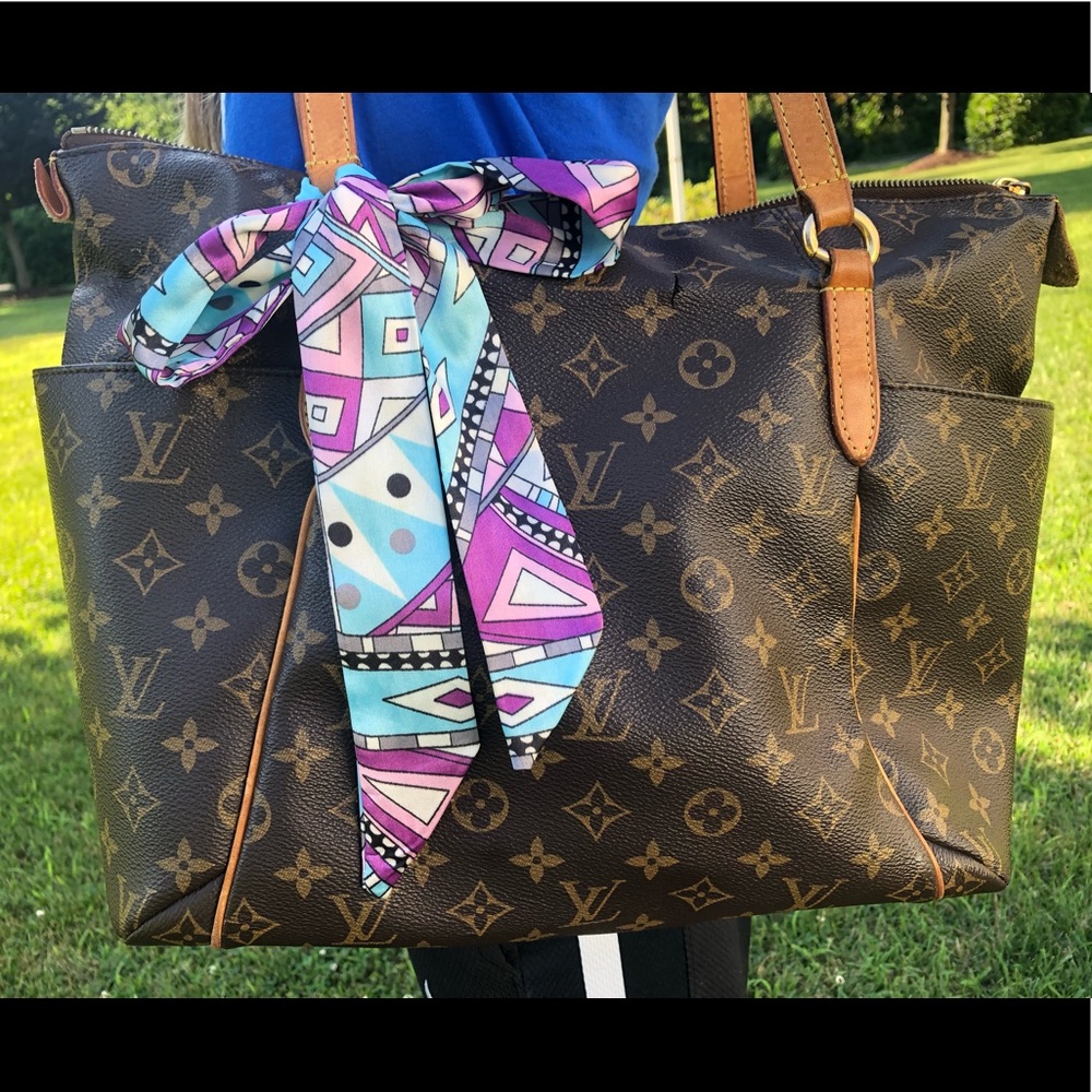 Louis Vuitton Totally